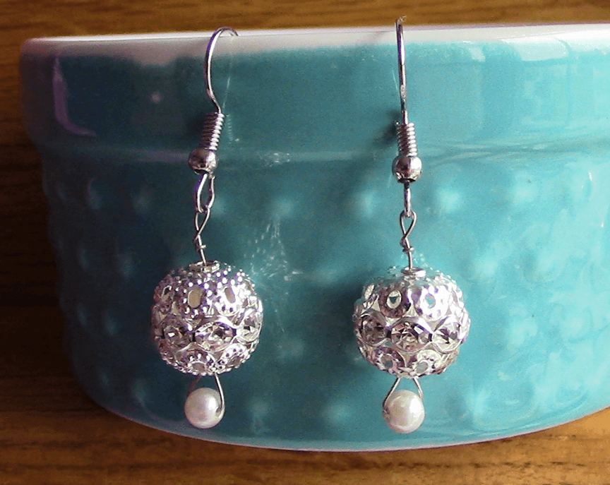 Handmade Faux Silver and Pearl Dangle Earrings - Image 2